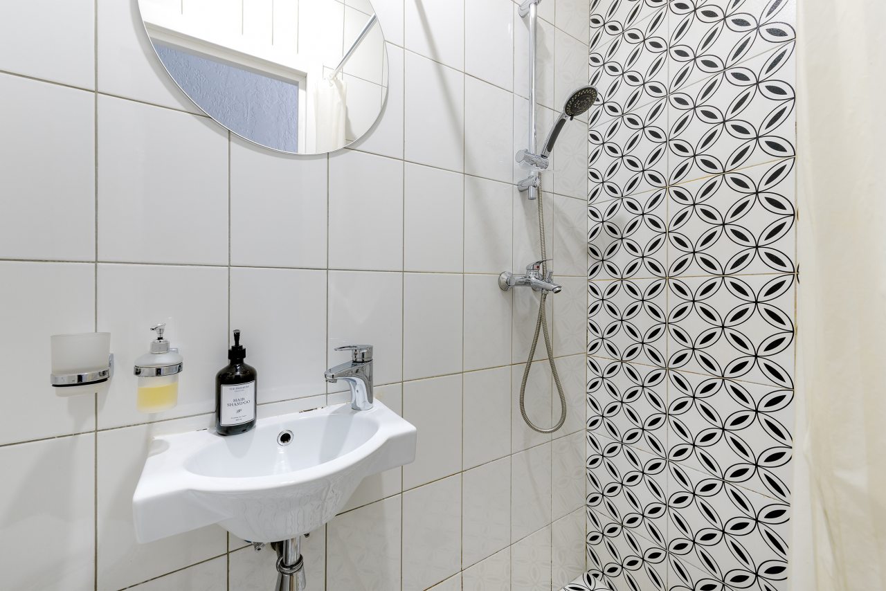 Апартаменты (С двуспальной кроватью (№15)), Апартаменты GetApart Ольминского