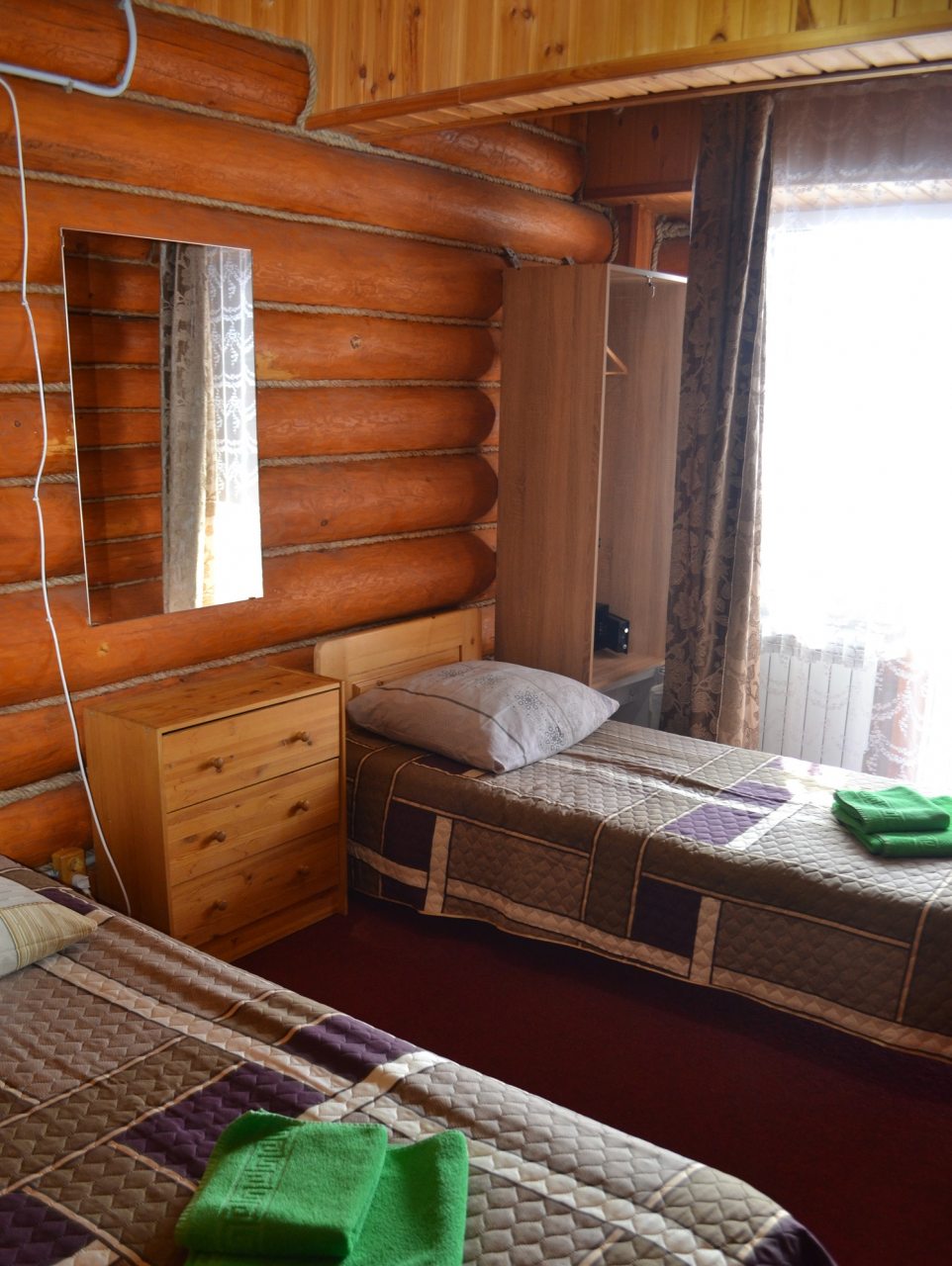 Двухместный (Стандартный двухместный номер с балконом) гостевого дома Гавань Байкала, Листвянка