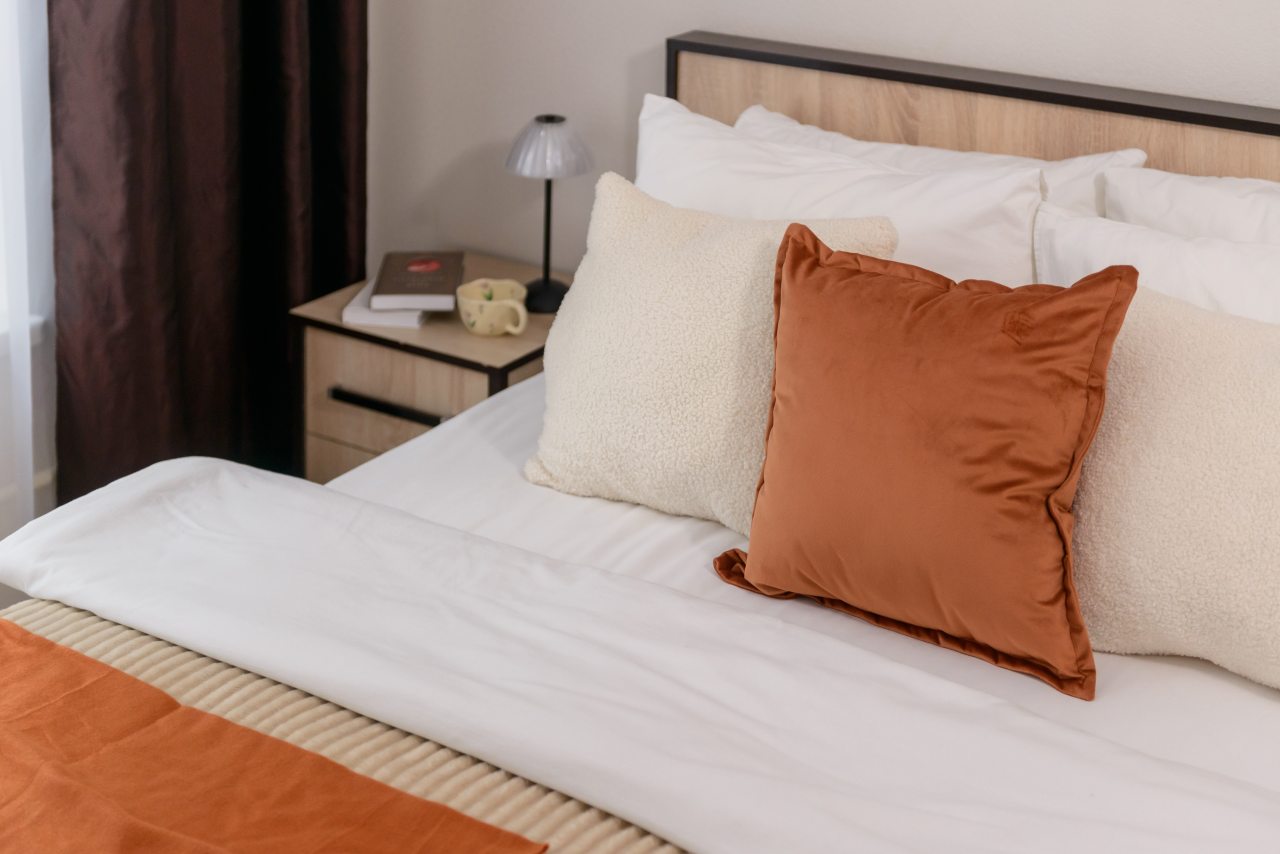 Апартаменты (Уютная квартира в новом жилом комплексе метро Братиславская), Апартаменты VV Apart