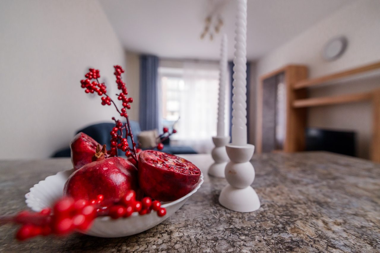 Апартаменты (Уютная квартира в новом жилом комплексе метро Братиславская), Апартаменты VV Apart