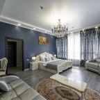 Шикарная двуспальная кровать с ортопедическим матрасом