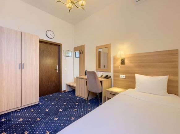 Фотография номера гостиницы Бутик-отель 1 и 3