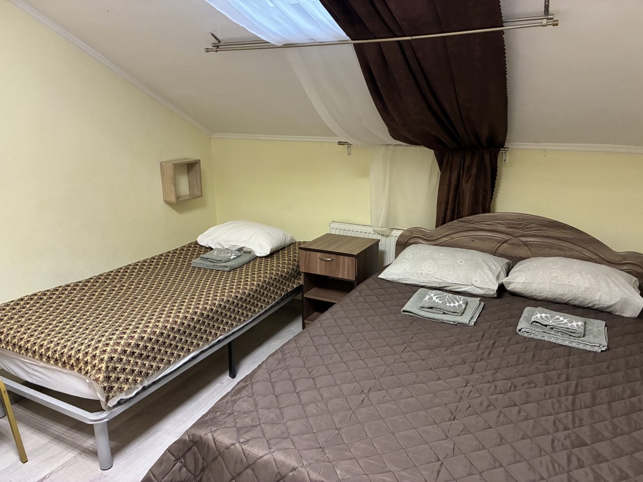 Трехместный номер категории «Эконом»