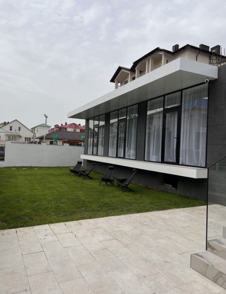 Гостиница Hotel Holiday