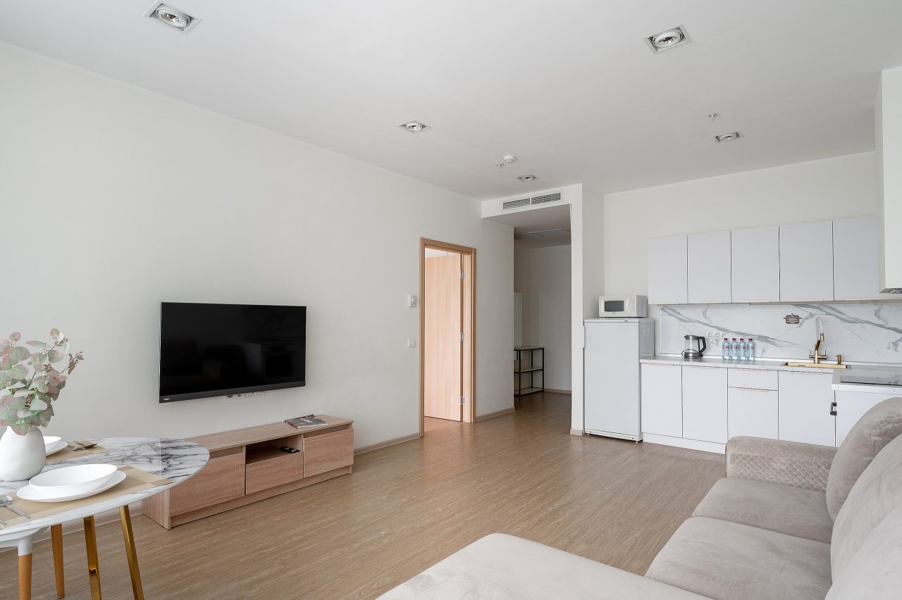 Апартаменты (Семейный с одной спальней (8 этаж)), Апартаменты Brevis Rents