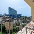Апартаменты (Семейный с одной спальней (8 этаж)), Апартаменты Brevis Rents