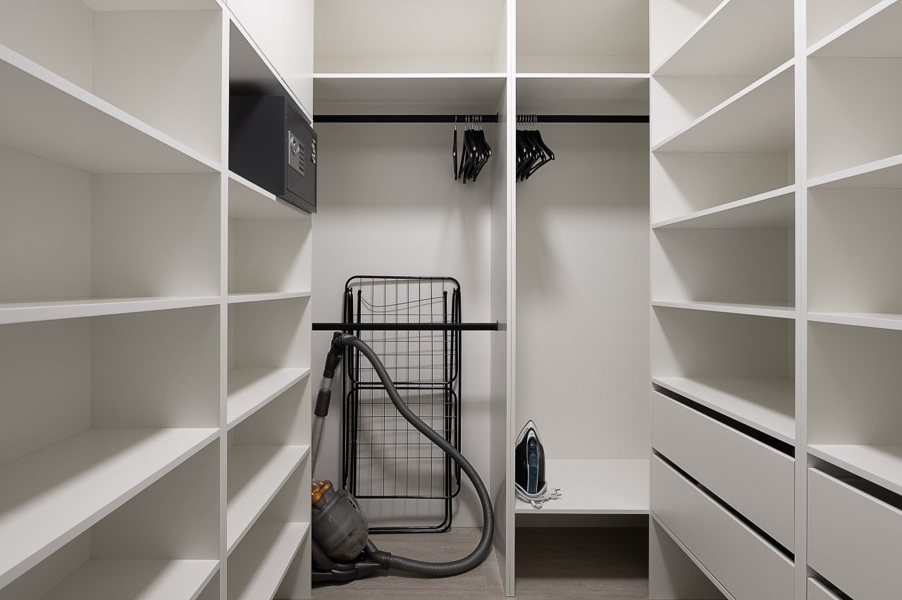 Апартаменты (Двухкомнатный LUX с одной спальней (2 этаж)), Апартаменты Real Apartments Sochi