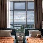 Апартаменты (Трехкомнатные Luxury Dubai с двумя спальнями), Апартаменты Real Apartments Sochi