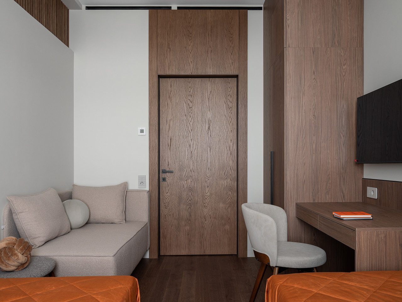 Апартаменты (Трехкомнатные Luxury Dubai с двумя спальнями), Апартаменты Real Apartments Sochi