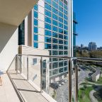 Апартаменты (Двухкомнатный DeLuxe с одной спальней), Апартаменты Real Apartments Sochi