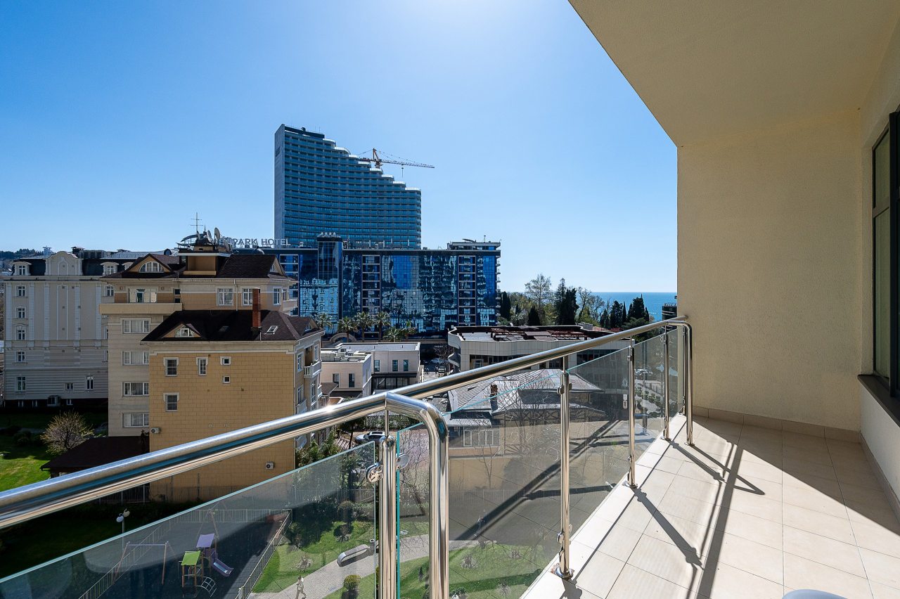Апартаменты (Двухкомнатный DeLuxe с одной спальней), Апартаменты Real Apartments Sochi
