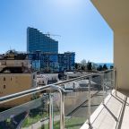 Апартаменты (Двухкомнатный DeLuxe с одной спальней), Апартаменты Real Apartments Sochi