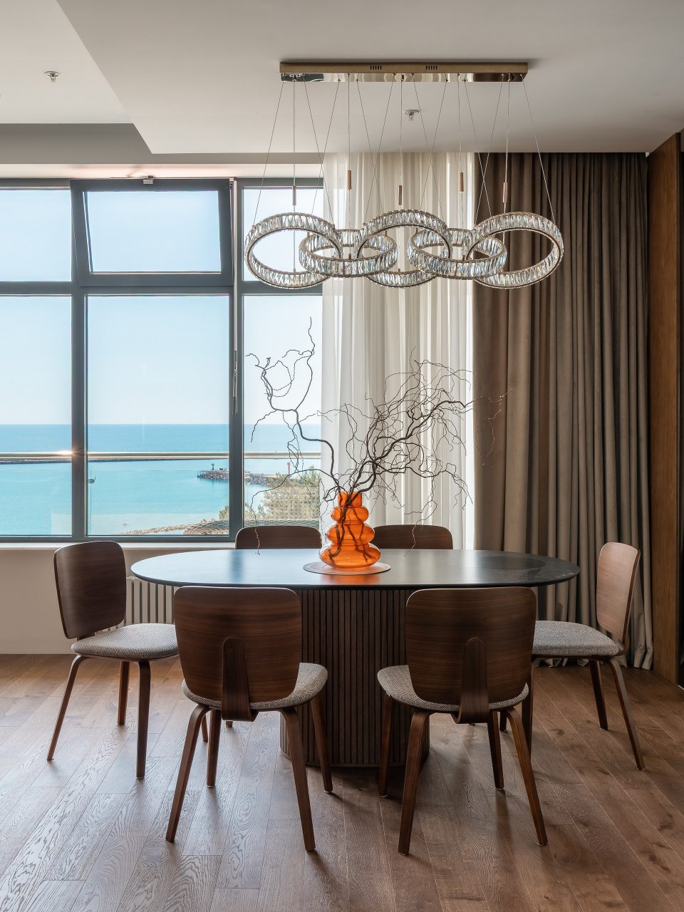 Апартаменты (Трехкомнатные Luxury Dubai с двумя спальнями), Апартаменты Real Apartments Sochi
