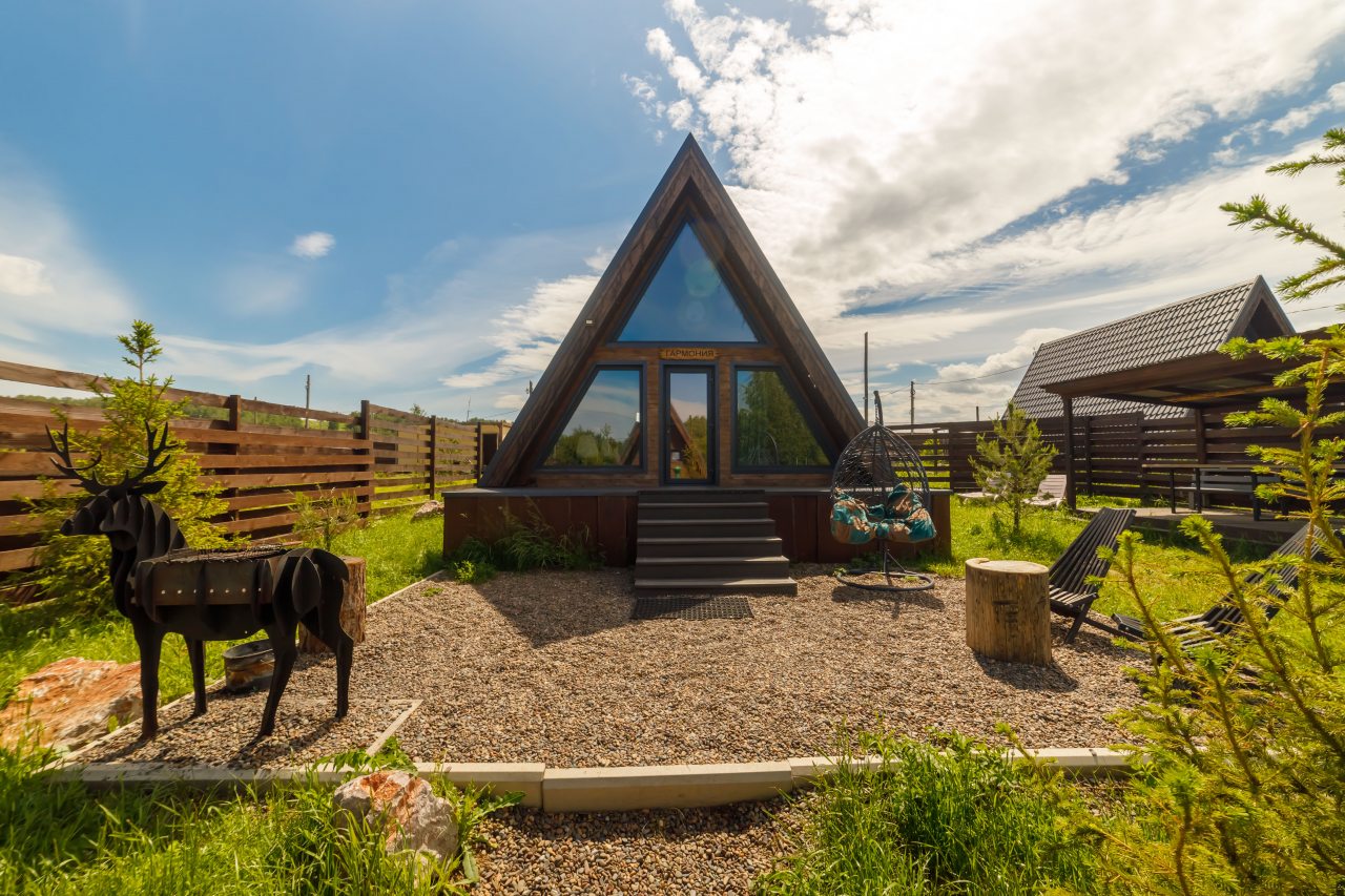 Коттедж (Гармония), База отдыха Hut house