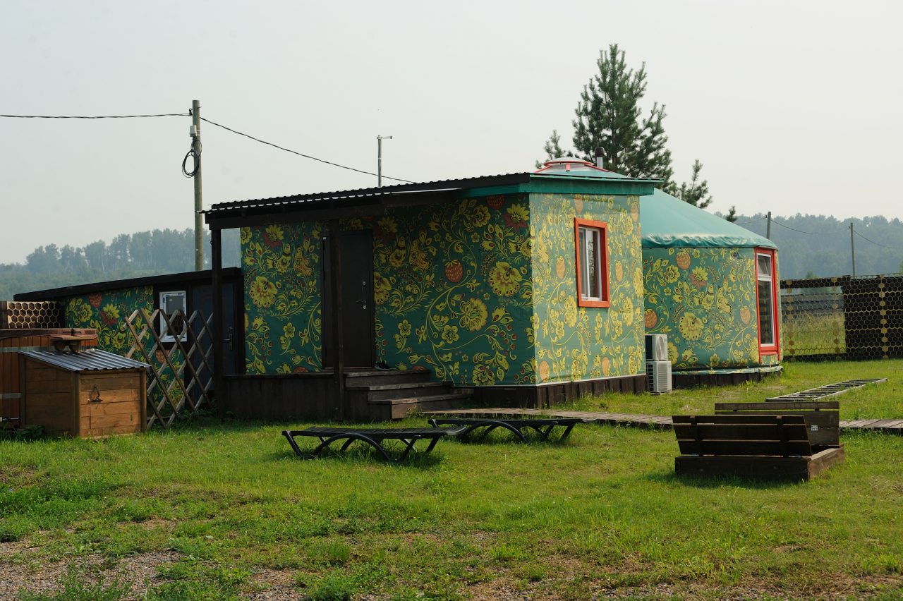 Вилла (Юрта большая), База отдыха Hut house