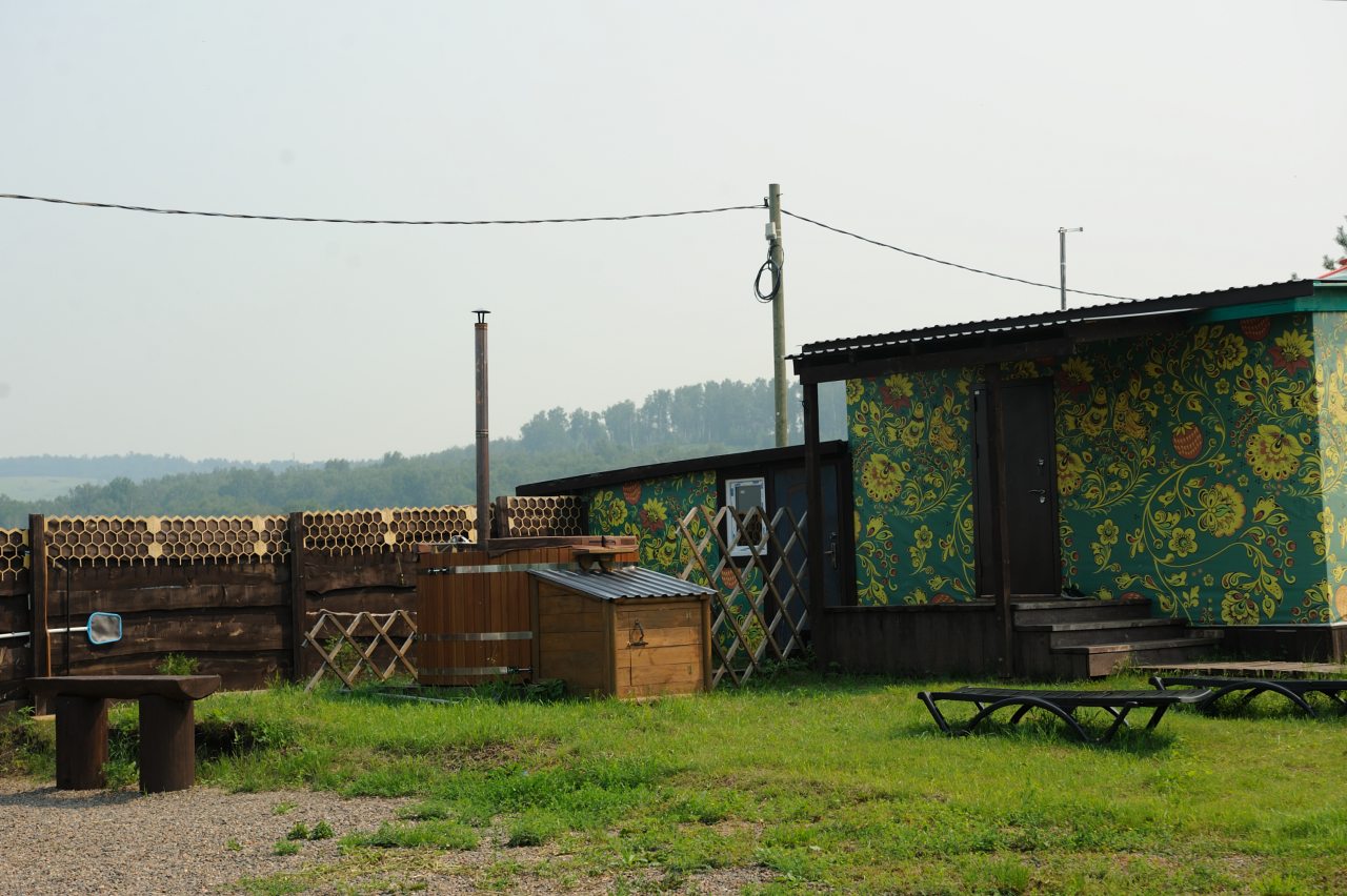 Вилла (Юрта большая), База отдыха Hut house