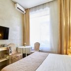 Трехместный (Номер 7), Отель Versale hotel