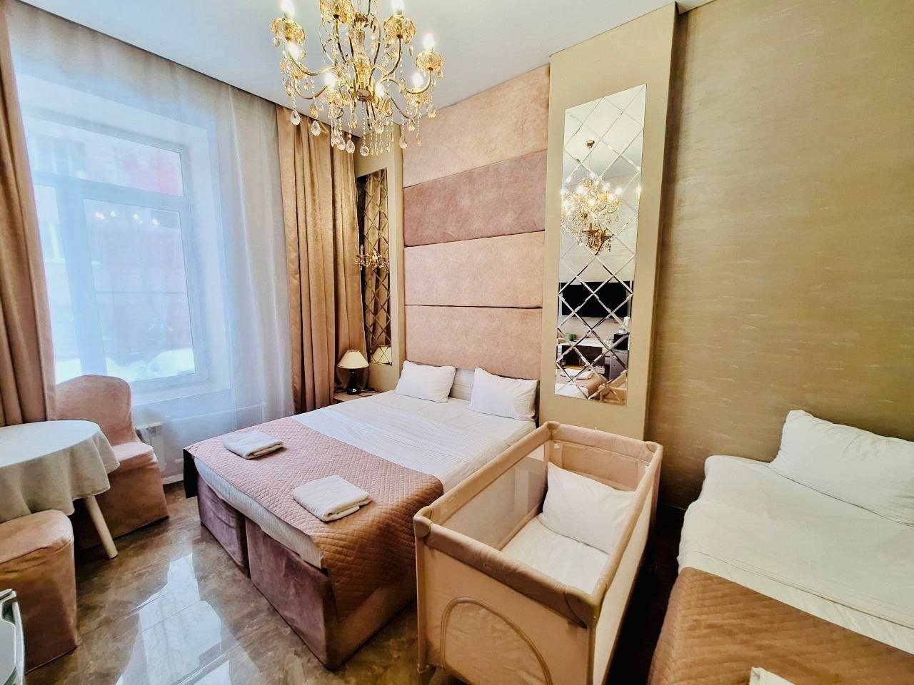 Трехместный (Номер 7), Апарт-отель Версаль