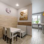 Место для приёма пищи в гостевой кухне