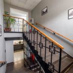 Лестница в номера на 2-ом этаже