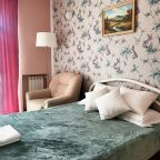 Хорошая планировка, Гостиница Небуг