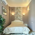 Люкс (Люкс семейный четырёхместный), Гостиница Небуг