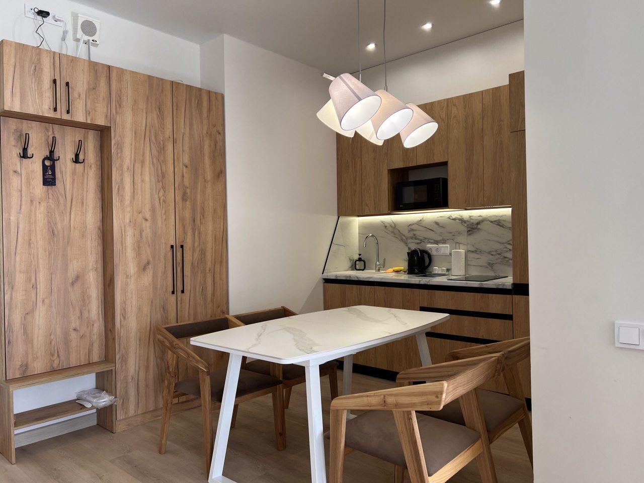 Студио (Море), Отель Атлас Apart Hotel & SPA