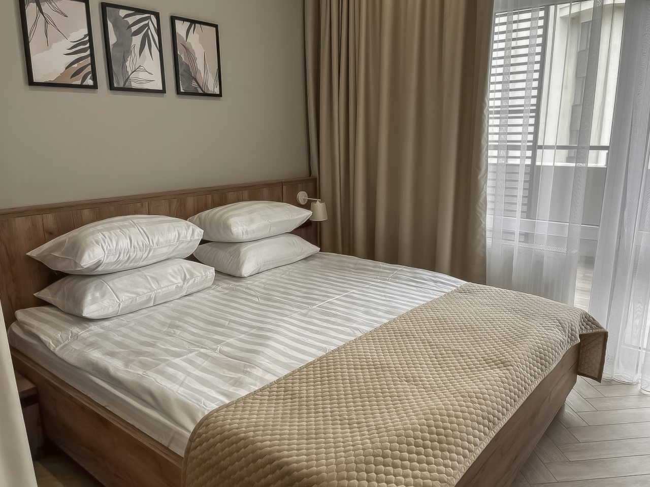 De Luxe (Делюкс Море), Отель Атлас Apart Hotel & SPA