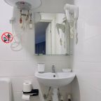 Двухместный (Стандартный с двуспальной кроватью мансарда), Апартаменты TravelCool