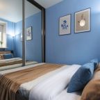 Восьмиместный (Пять Звёзд Трёхкомнатная квартира с евроремонтом), Апартаменты Пять Звёзд Трёхкомнатная квартира с евроремонтом