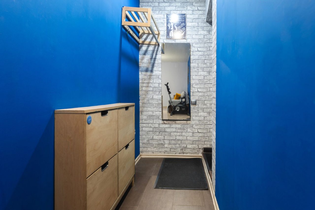 Восьмиместный (Пять Звёзд Трёхкомнатная квартира с евроремонтом), Апартаменты Пять Звёзд Трёхкомнатная квартира с евроремонтом