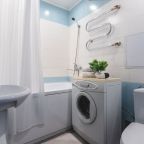 Восьмиместный (Пять Звёзд Трёхкомнатная квартира с евроремонтом), Апартаменты Пять Звёзд Трёхкомнатная квартира с евроремонтом