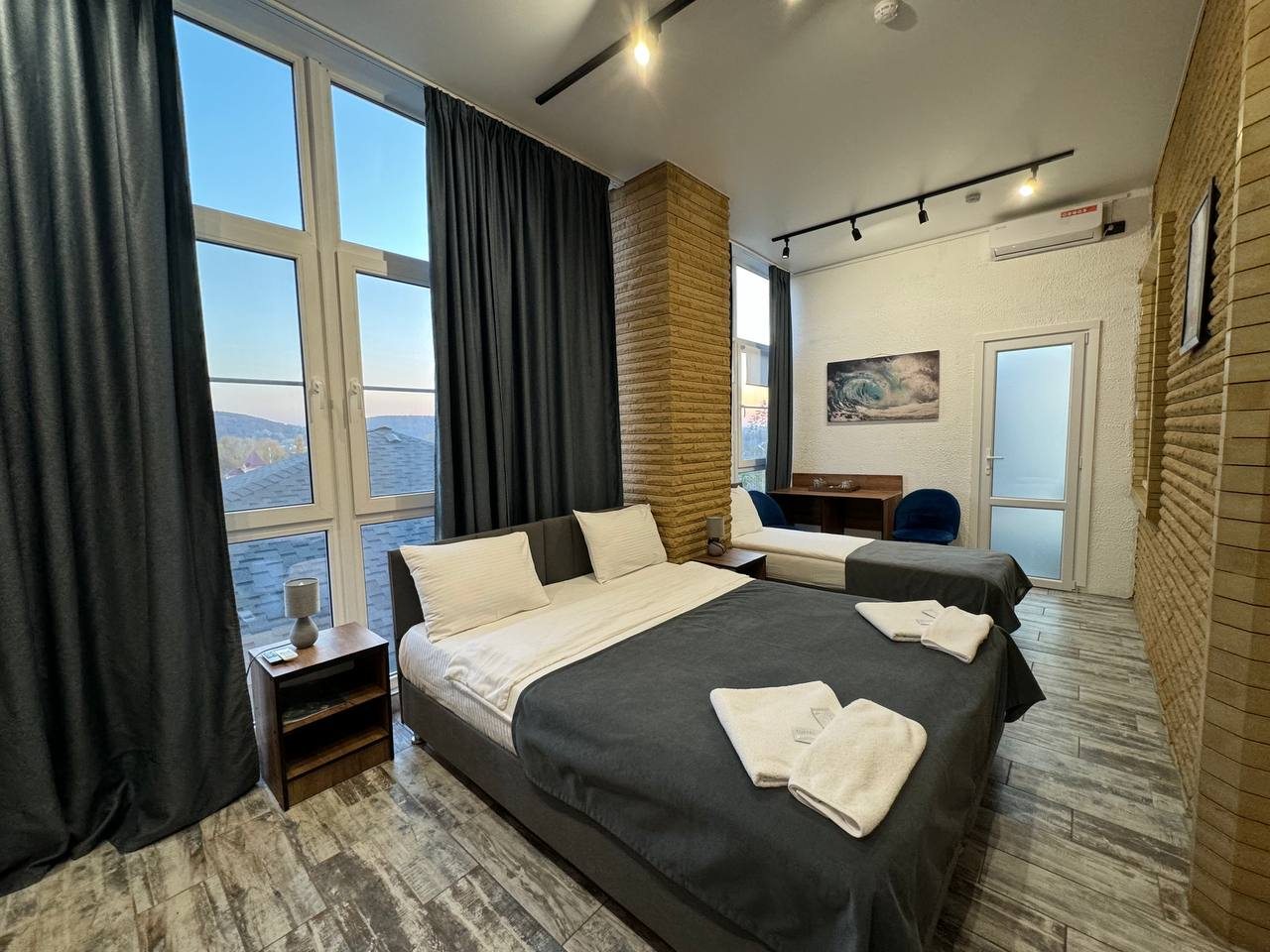 Полулюкс (Панорама семейный), Гостевой дом Черная скала