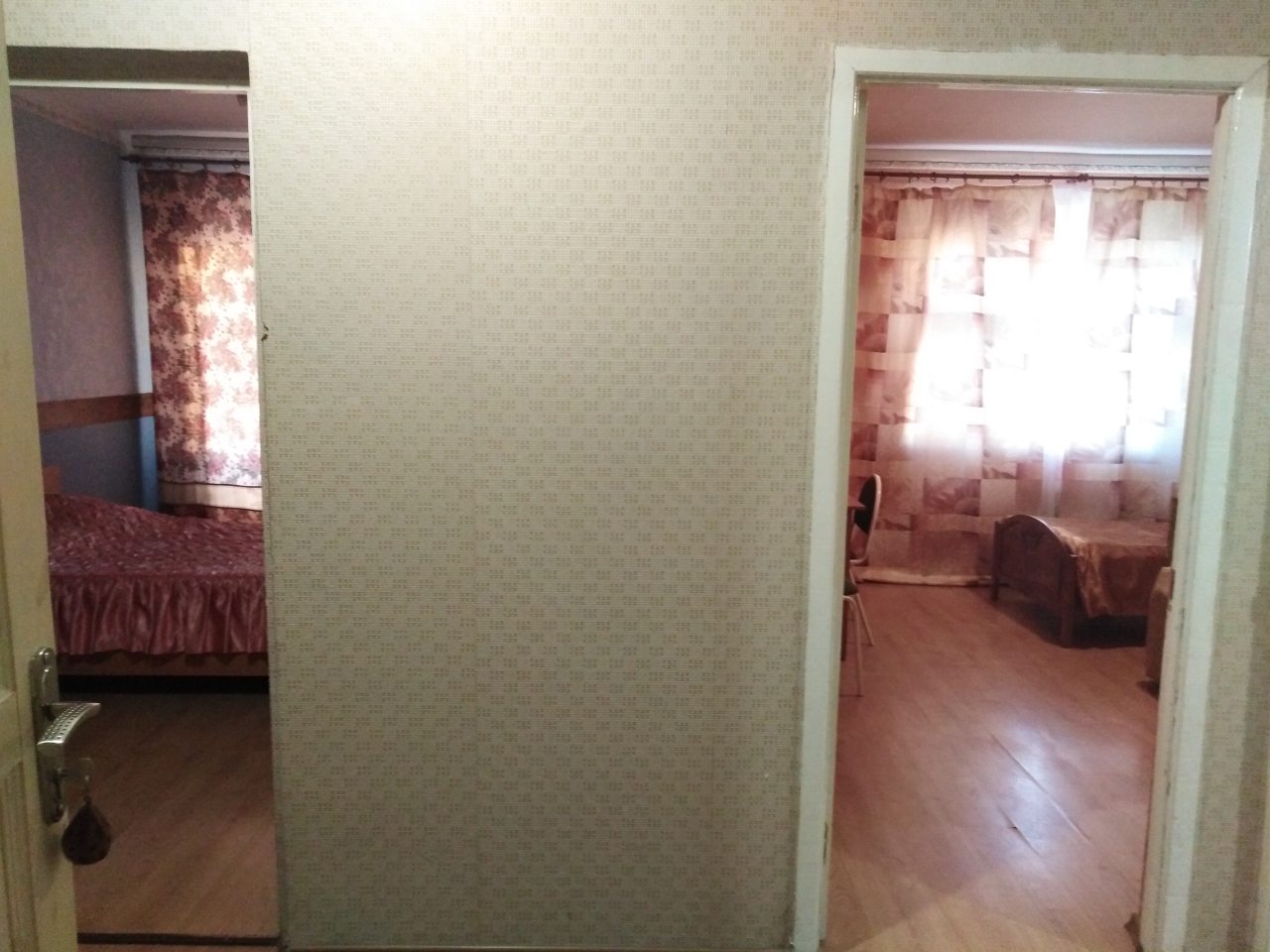 Трёхместный и более (Трёхместный номер стандарт) гостиничного комплекса Нур, Сафоново