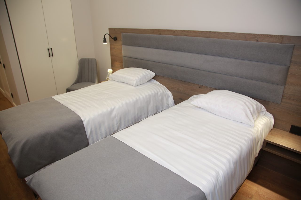 Двухместный (Стандартный номер с 2 односпальными кроватями), Отель Buta Hotel