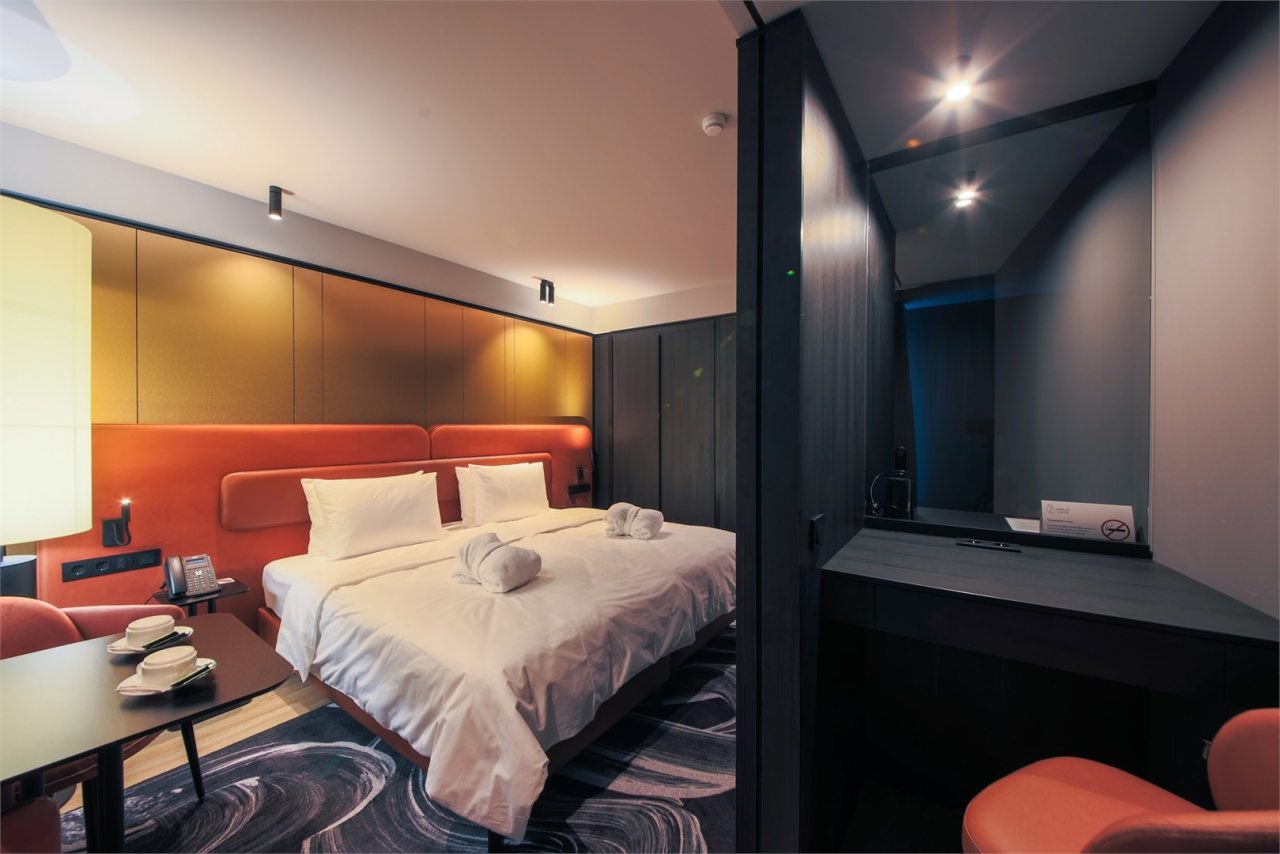 Двухместный (Полулюкс с двуспальной кроватью), Отель Mercure Hotel and Residences Saint Petersburg