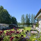 Своя ухоженная территория, База отдыха Серебряный век