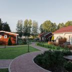 Своя ухоженная территория, База отдыха Серебряный век