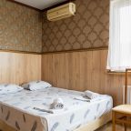 Трёхместный и более (Трёхместный номер в отдельном корпусе), Гостевой дом Мардин