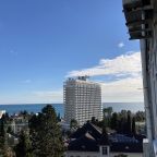 Трёхместный и более (Премиум с балконом ( вид на море)), Апарт-отель Golden Holiday