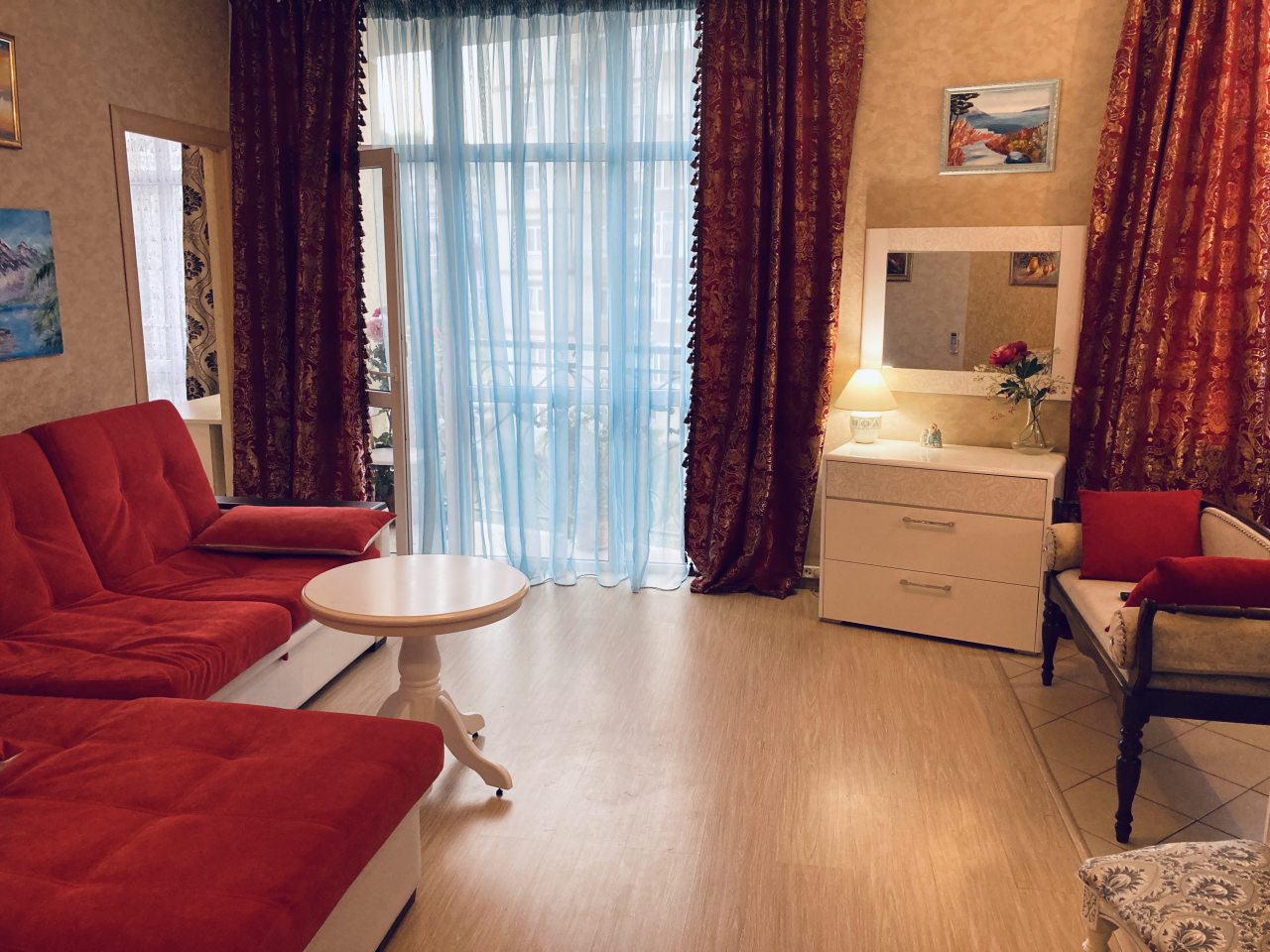 Трёхместный и более (Квартира с 2 комнатами- Грибоедова 10Б) апарт-отеля Golden Holiday, Сочи