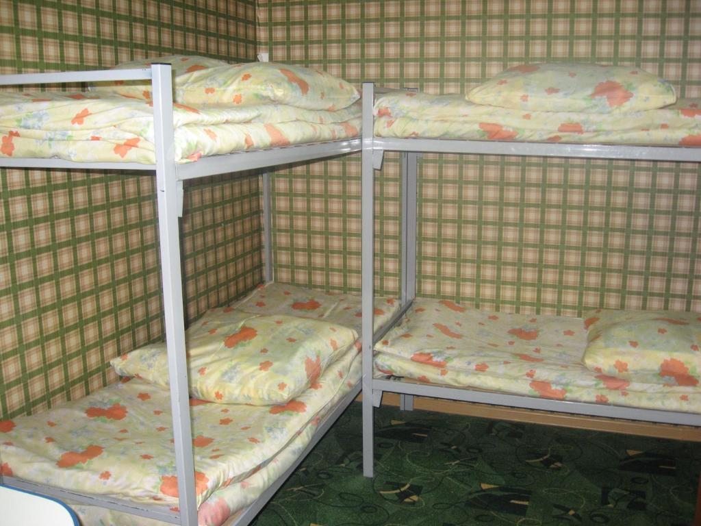 Номер (Спальное место на двухъярусной кровати в общем номере для мужчин и женщин) хостела Жить хорошо, Ярославль