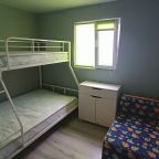 Коттедж (Трехкомнатный домик 48 м2), Гостевой дом Семейная идиллия