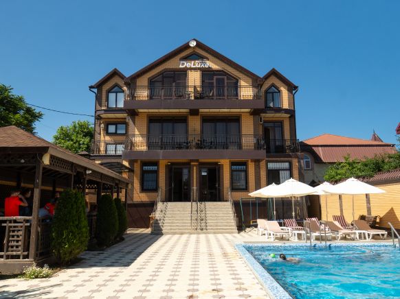 Отель Hotel&SPA DeLuxe, Махачкала