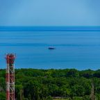 Вид на море, На проспекте Дзержинского от LetoApart