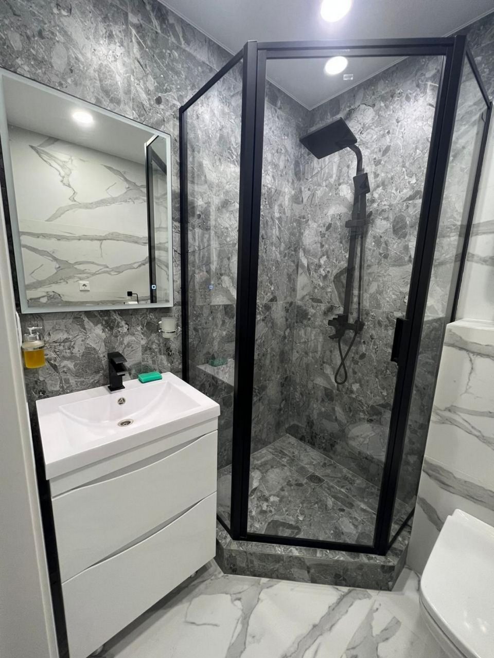 Апартаменты (Апарт студия), Апарт-отель Симфония