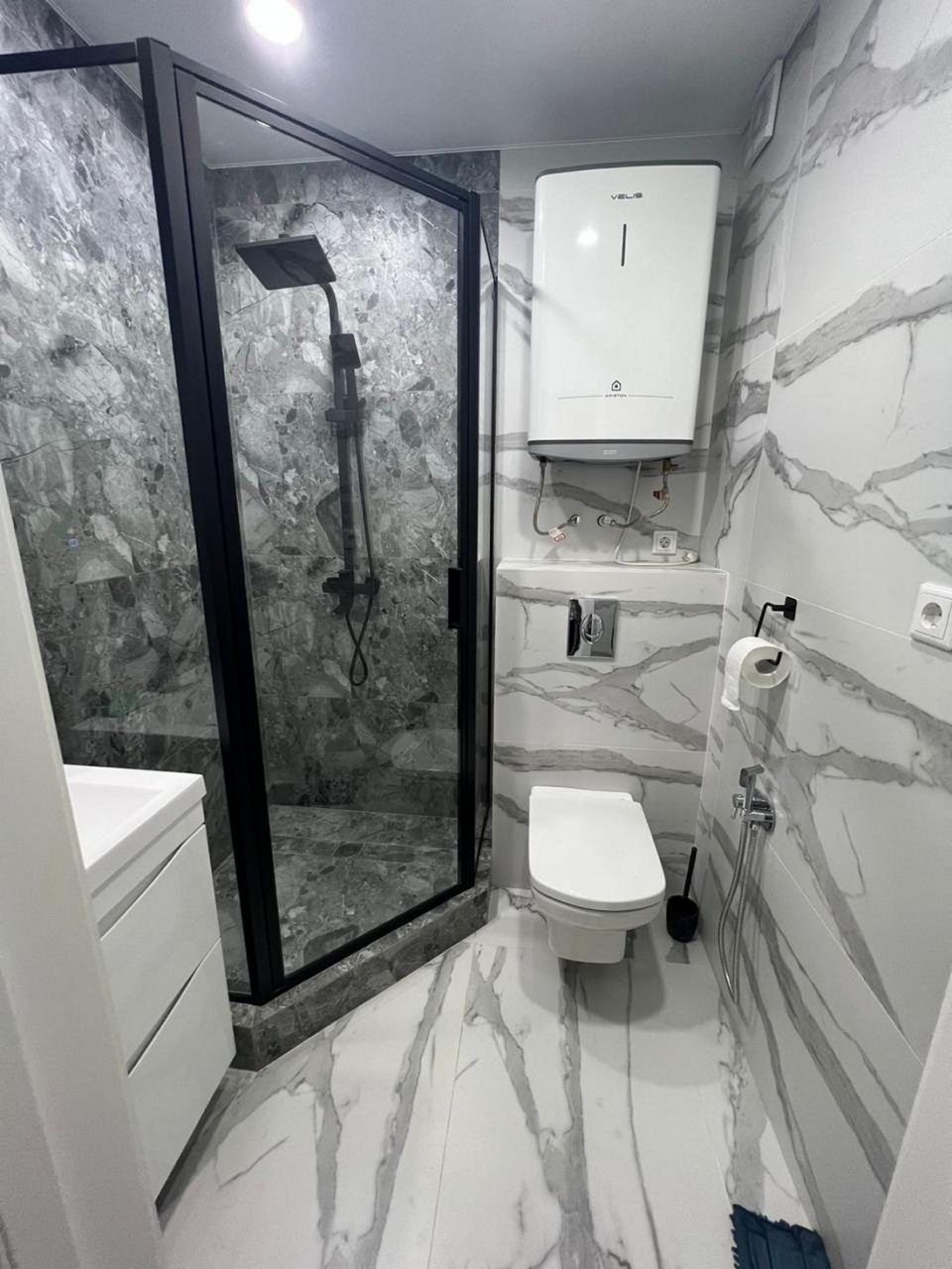 Апартаменты (Апарт студия), Апарт-отель Симфония