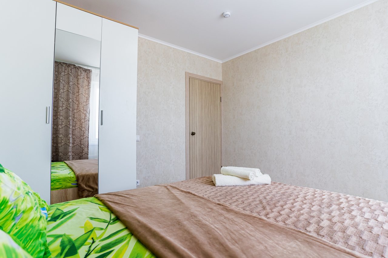 Апартаменты (Новая квартира, в южном, экологически чистом районе) апартамента На Мурата Ахеджака 17 от LetoApart, Новороссийск