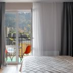 Апартаменты (Искры 88 - 18), Апартаменты На ул. Искры 88 от LetoApart