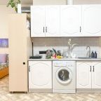 Квартира (Счастье жить в центре Севастополя в уютной студии с видом на главную улицу города), Апартаменты Счастье жить в Севастополе